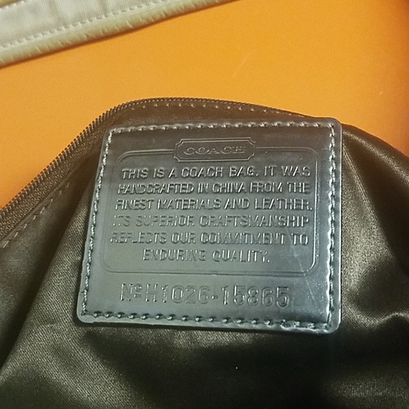 Coach gold metallic signature canvas tote - Picture 4 of 7